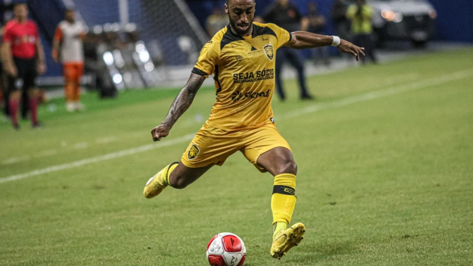 Carlos Akapo é o primeiro jogador da história do Amazonas a ser convocado