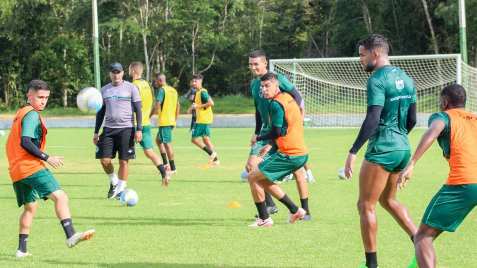 Manaus enfrenta Atlético Mineiro pela Copa do Brasil