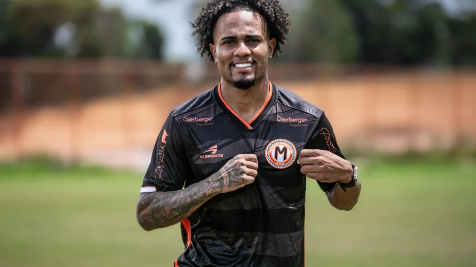 Manauara anuncia a contratação de volante para a Série D