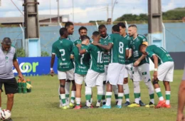 Manaus sai perdendo e arranca empate aos 40 do segundo  tempo na  estreia na Série D