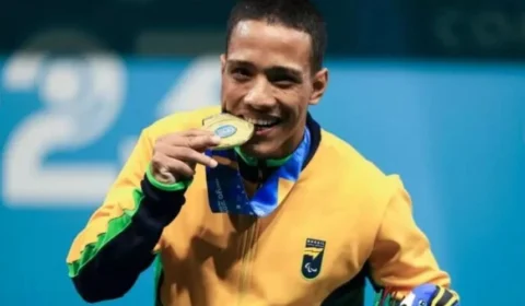 Paratleta amazonense Lucas dos Santos disputa Copa do Mundo de Halterofilismo no Chile