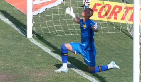 Amazonas bate Cuiabá por 2 x 0 na estreia do técnico Aderbal Lana.