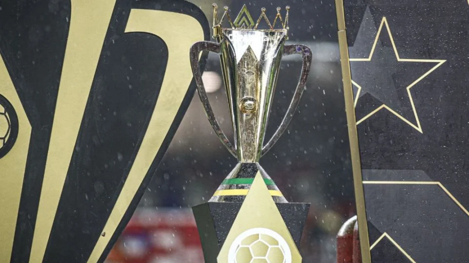 Manaus perde disputa e Supercopa do Brasil entre Flamengo e Corinthians será em Brasília