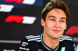 Russell garante pole no GP da Austrália; Bortoleto larga em 10º