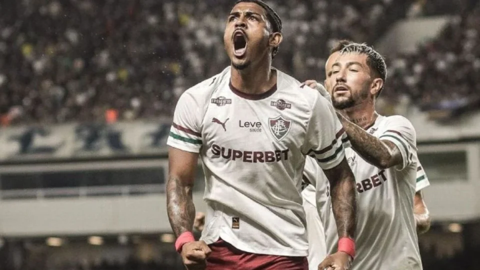 Fluminense vence o Remo e entra no G4 do Brasileirão