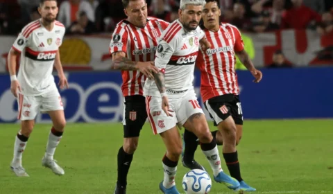 Flamengo empata fora de casa com o Estudiantes e adia classificação na Libertadores