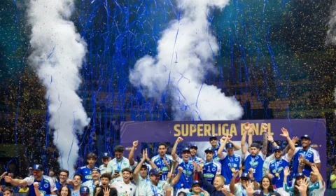 Cruzeiro supera Campinas em final intensa e levanta seu 10º título da Superliga