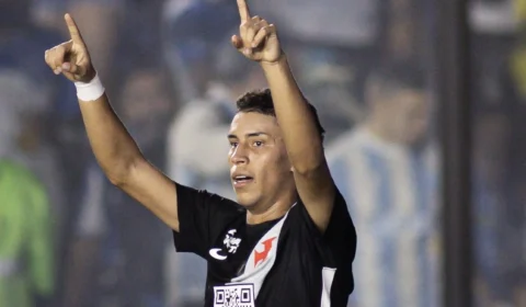 Vasco empata com o Paysandu em São Januário e garante vaga na próxima fase da Copa do Brasil
