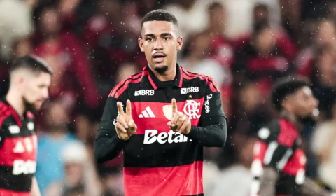 Flamengo vence o Coritiba no Maracanã e garante vice-liderança antes da Copa do Mundo