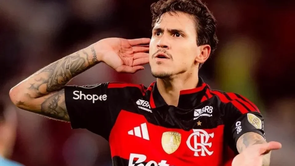 Com gol de Pedro, Flamengo vence o Estudiantes e garante vaga antecipada nas oitavas da Libertadores