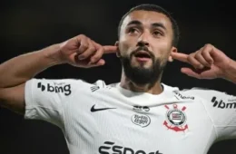 Com time reserva, Corinthians empata com o Peñarol e garante liderança do grupo na Libertadores