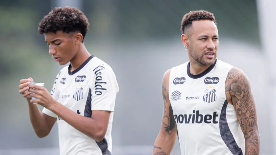 Robinho Jr. notifica o Santos e acusa Neymar de agressão após treino