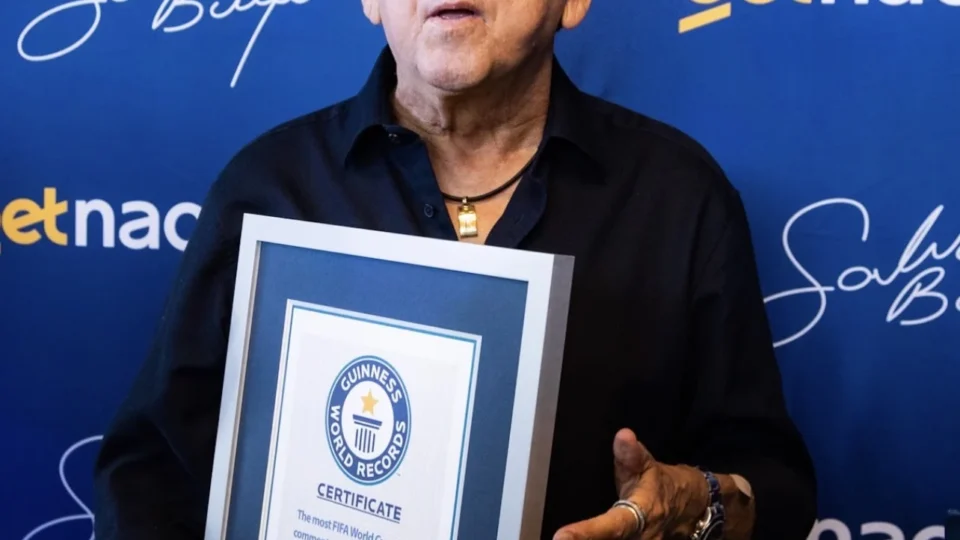Galvão Bueno entra para o Guinness Book como narrador com mais Copas do Mundo na história