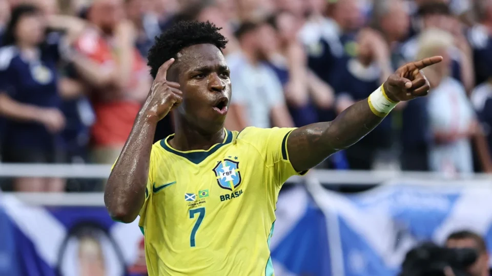 Brasil vence Escócia, termina fase de grupos na liderança e tem volta emocionante de Neymar na Copa