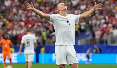 Haaland decide, Noruega elimina Costa do Marfim e será o adversário do Brasil nas oitavas da Copa
