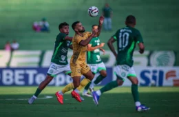 Amazonas sofre goleada para o Guarani e liga sinal de alerta na Série C