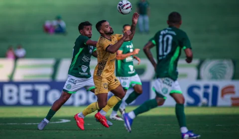Amazonas sofre goleada para o Guarani e liga sinal de alerta na Série C