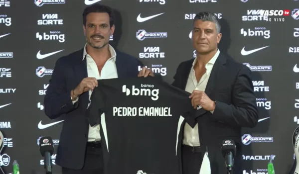 Pedro Emanuel é apresentado no Vasco e promete recolocar o clube entre os protagonistas